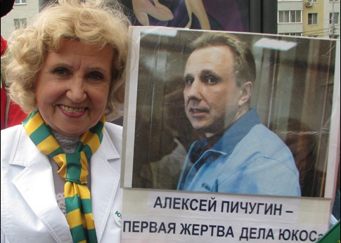 «Я умоляю: помогите спасти сына!»