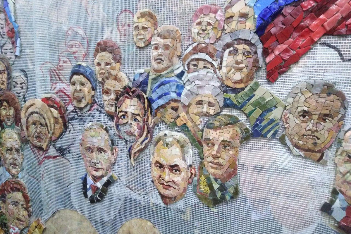 Мозаика с Путиным, Шойгу и Сталиным