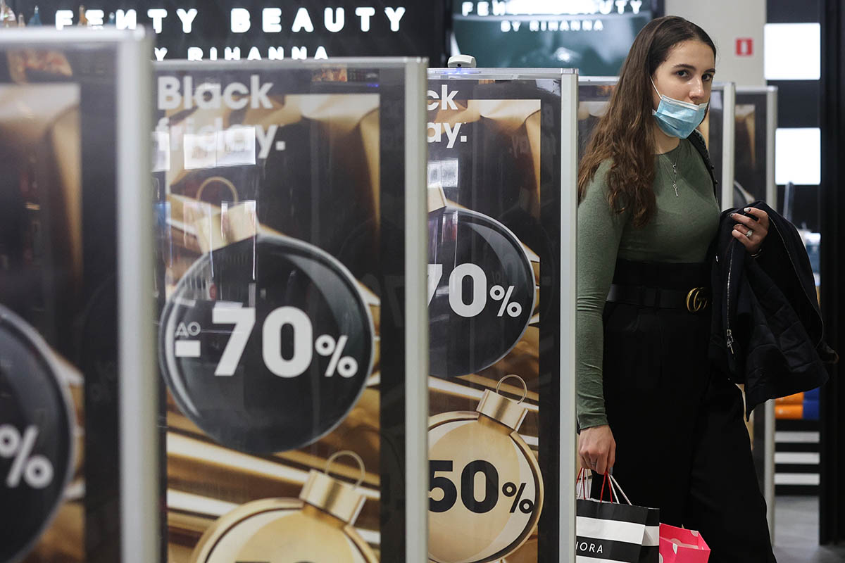 Траты в черную пятницу упали на 40%