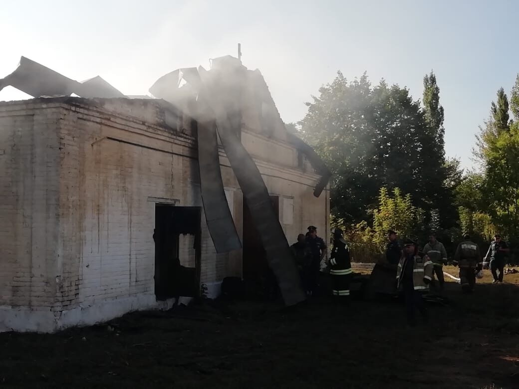 Сгорело около 400 бюллетеней