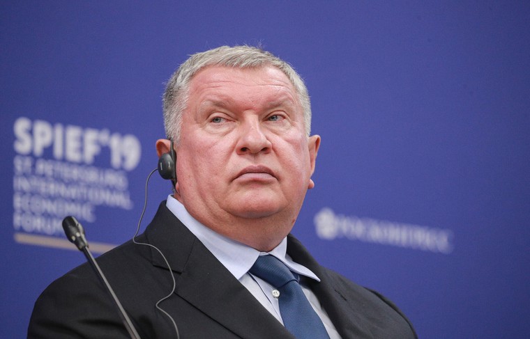 Сечин пообещал восстановление экономики в 2021