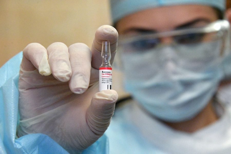 «Спутник V» эффективна на 100% против тяжелых случаев COVID-19